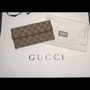 Brown GG Gucci wallet